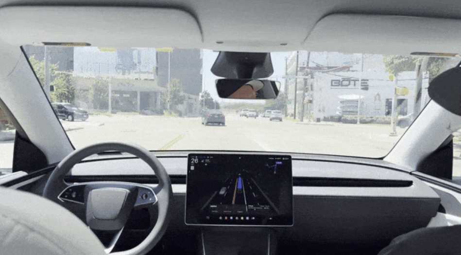 Robotaxi墙外开花墙内香，打翻Uber与滴滴的旧饭碗？