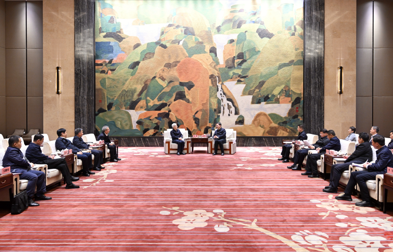 徐鹏王国强拜访武汉市委书记盛阅春、市长熊征宇 